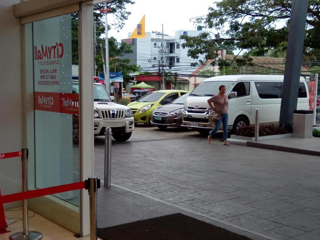 Dumaguete City Dino Residences מראה חיצוני תמונה